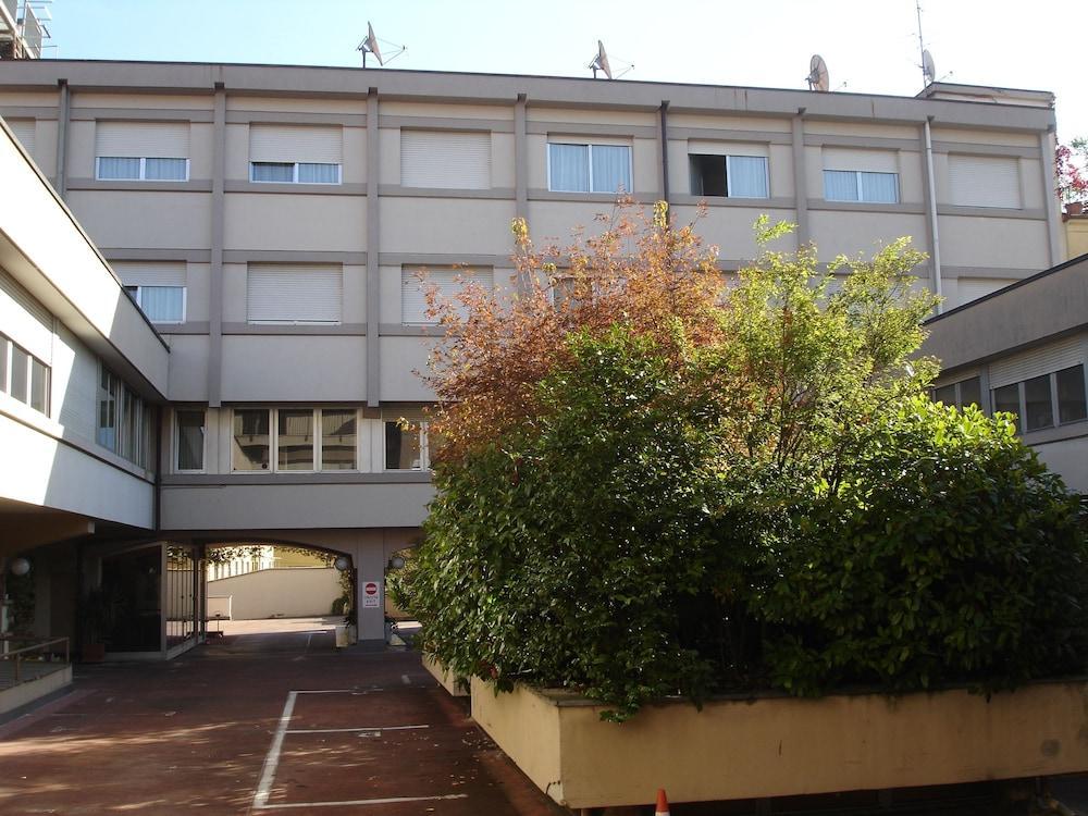 Augustus Hotel Biella Zewnętrze zdjęcie